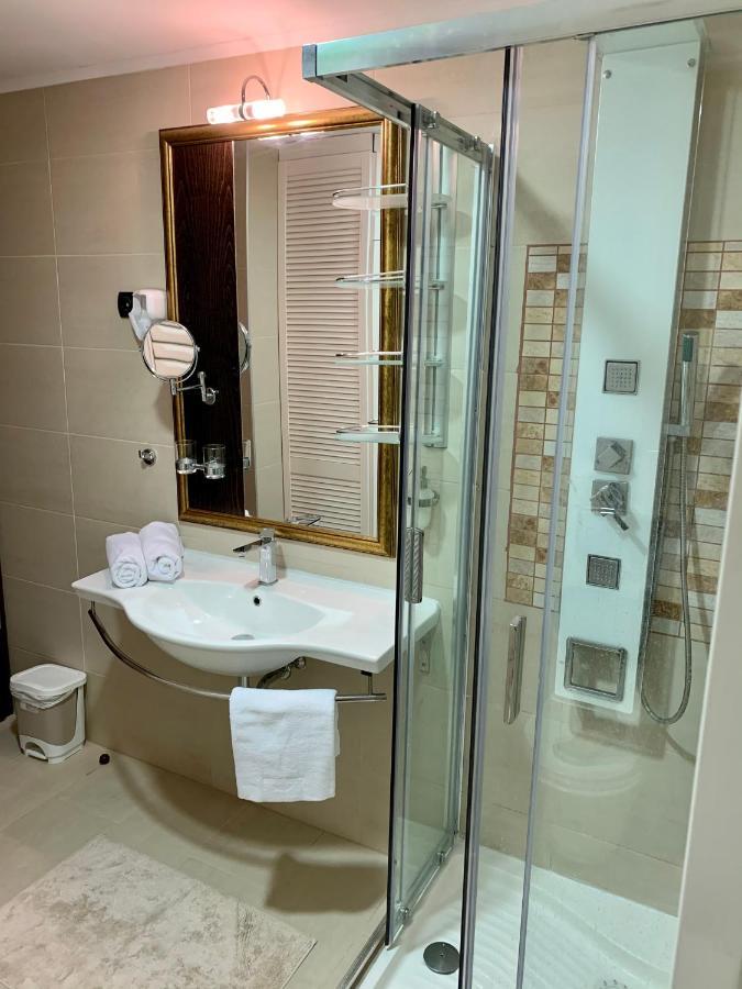 A01 Setany-Silverine Apartmanhaz-Orzoett Parkoloval Балатонфюред Экстерьер фото